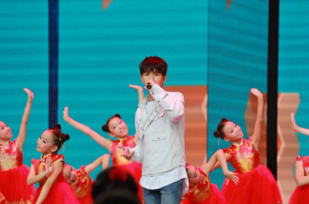 央視開學(xué)最新報道，教育的變革與未來展望