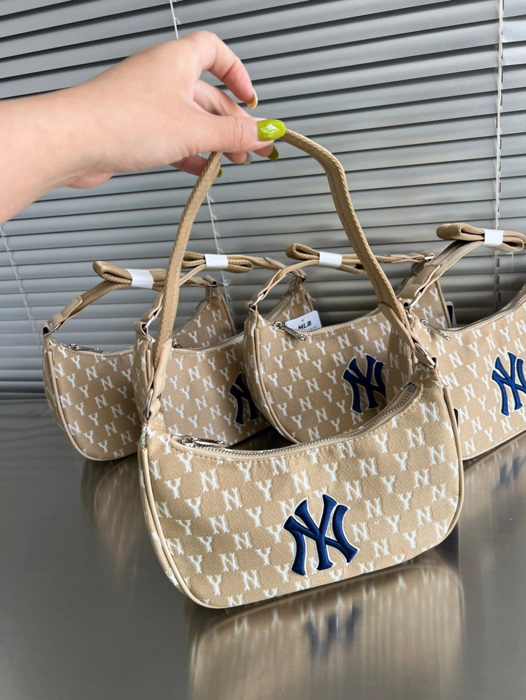 MLB包最新潮流，科技重塑時尚，完美融合功能與美觀