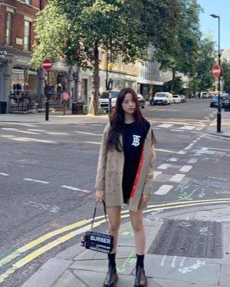 金智秀機(jī)場(chǎng)最新動(dòng)態(tài)，時(shí)尚前沿與科技創(chuàng)新的交融之地