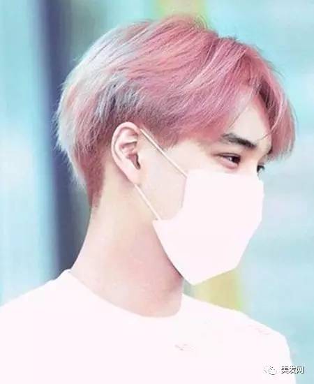 最新染色男潮流指南，引領(lǐng)時(shí)尚潮流，讓你瞬間成為焦點(diǎn)之王！