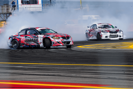 最新車漂移，漂移中的友情與家庭溫馨時(shí)刻