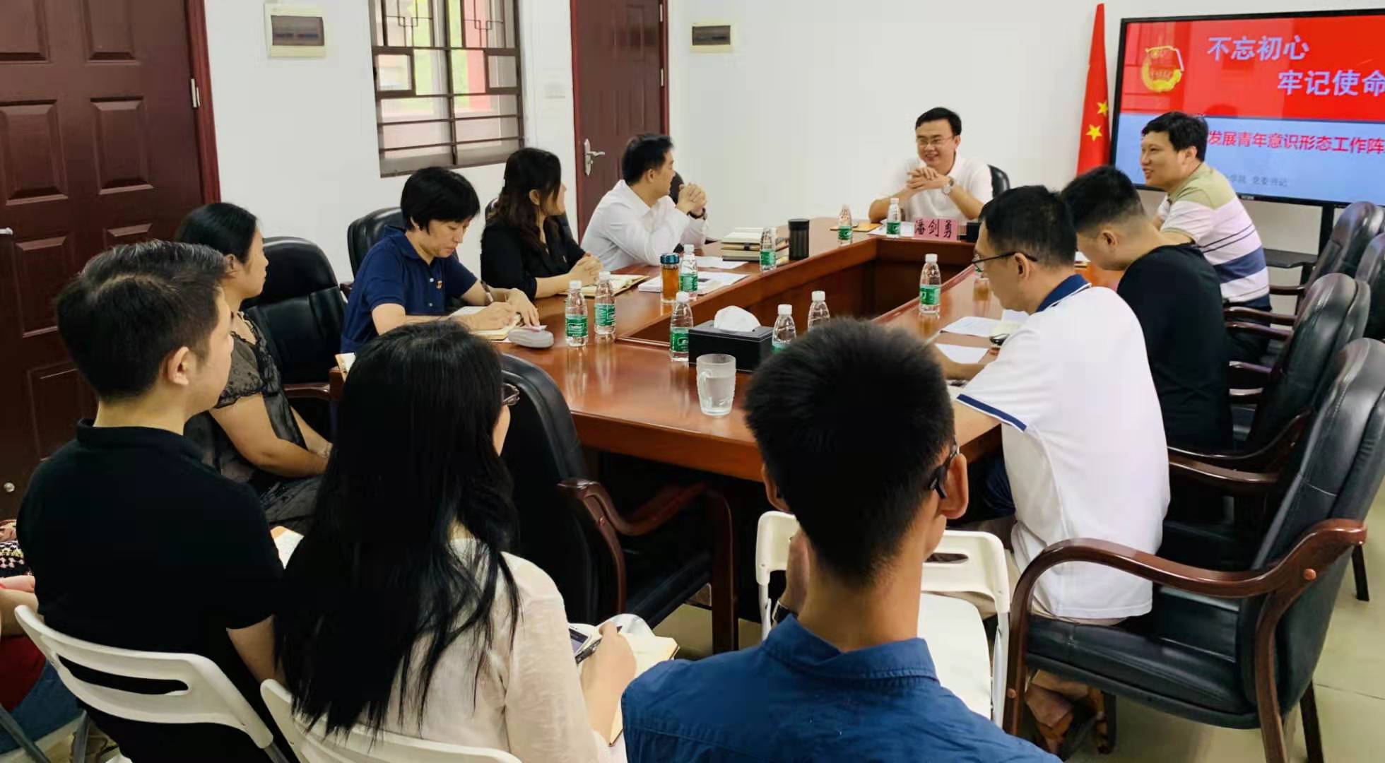 自然美景之旅，黨團課最新與內(nèi)心的平和寧靜探尋