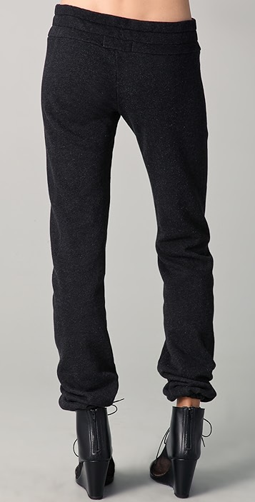 十字褲最新潮流，時(shí)尚潮流還是爭(zhēng)議話題？