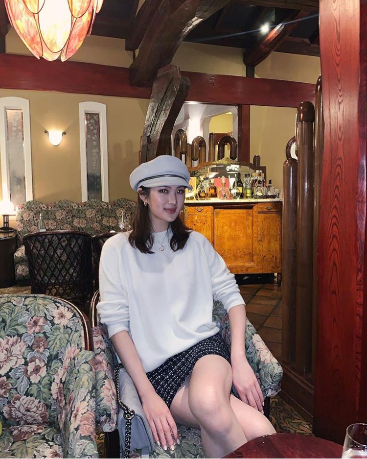 華為最新款女士智能手機(jī)，科技與時(shí)尚的完美融合亮相！