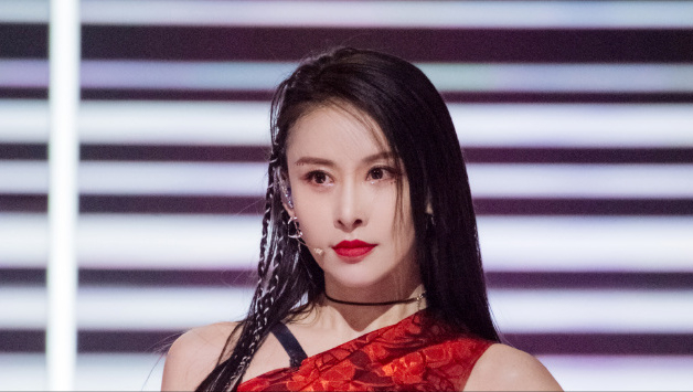 浪姐最新淘汰名單，變化中成長，自信成就輝煌之路