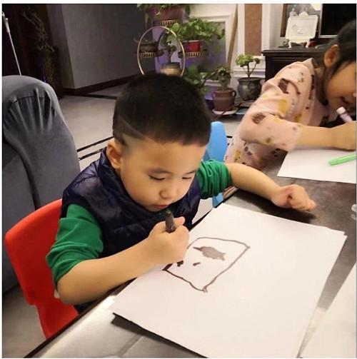 科技智能守護童年，幼兒園停課最新動態(tài)