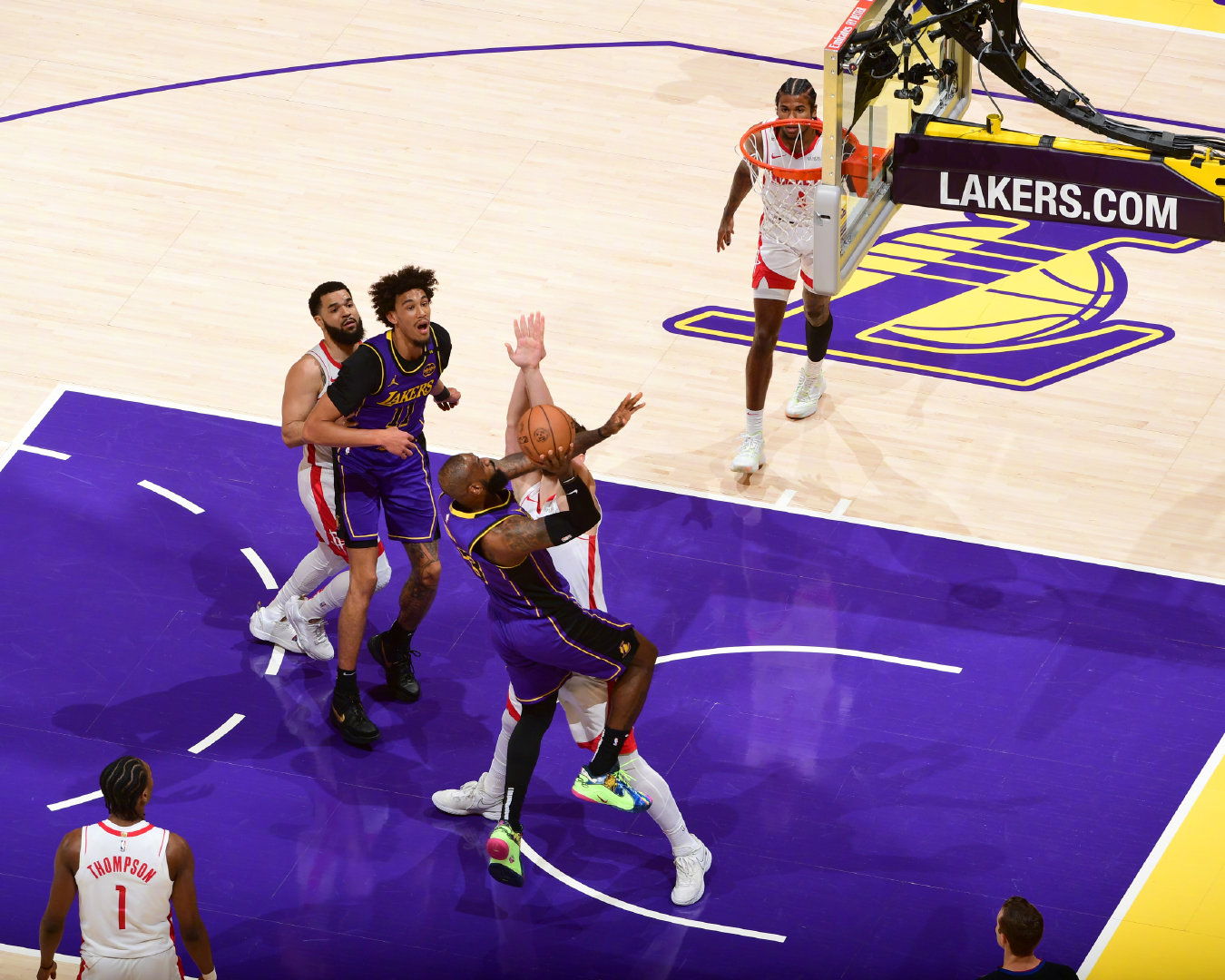 湖人火箭精彩集錦，科技巨獻，前所未有的籃球盛宴體驗