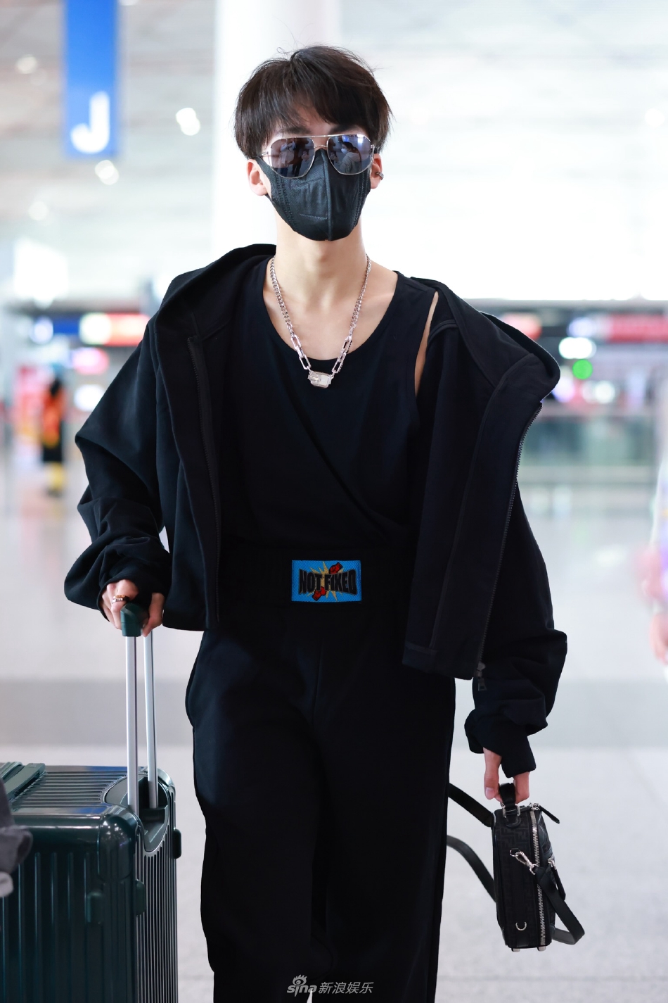 何洛洛機(jī)場(chǎng)最新動(dòng)態(tài)，自然美景的輕松探索之旅