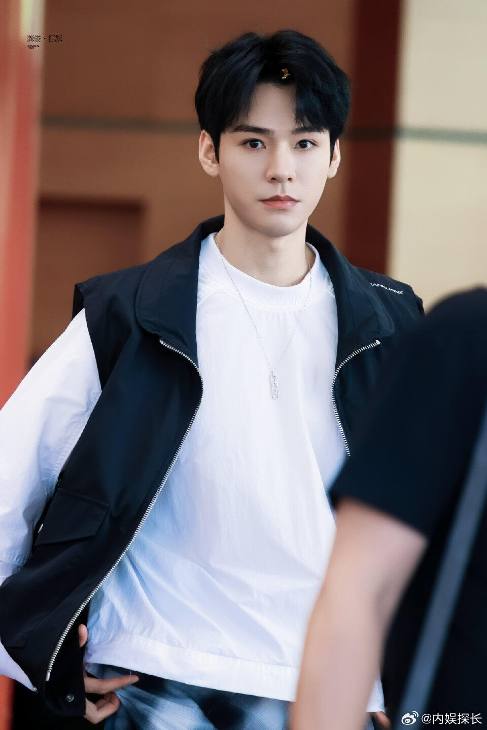 龔俊最新綜藝錄制，科技盛宴，體驗前沿生活的精彩瞬間